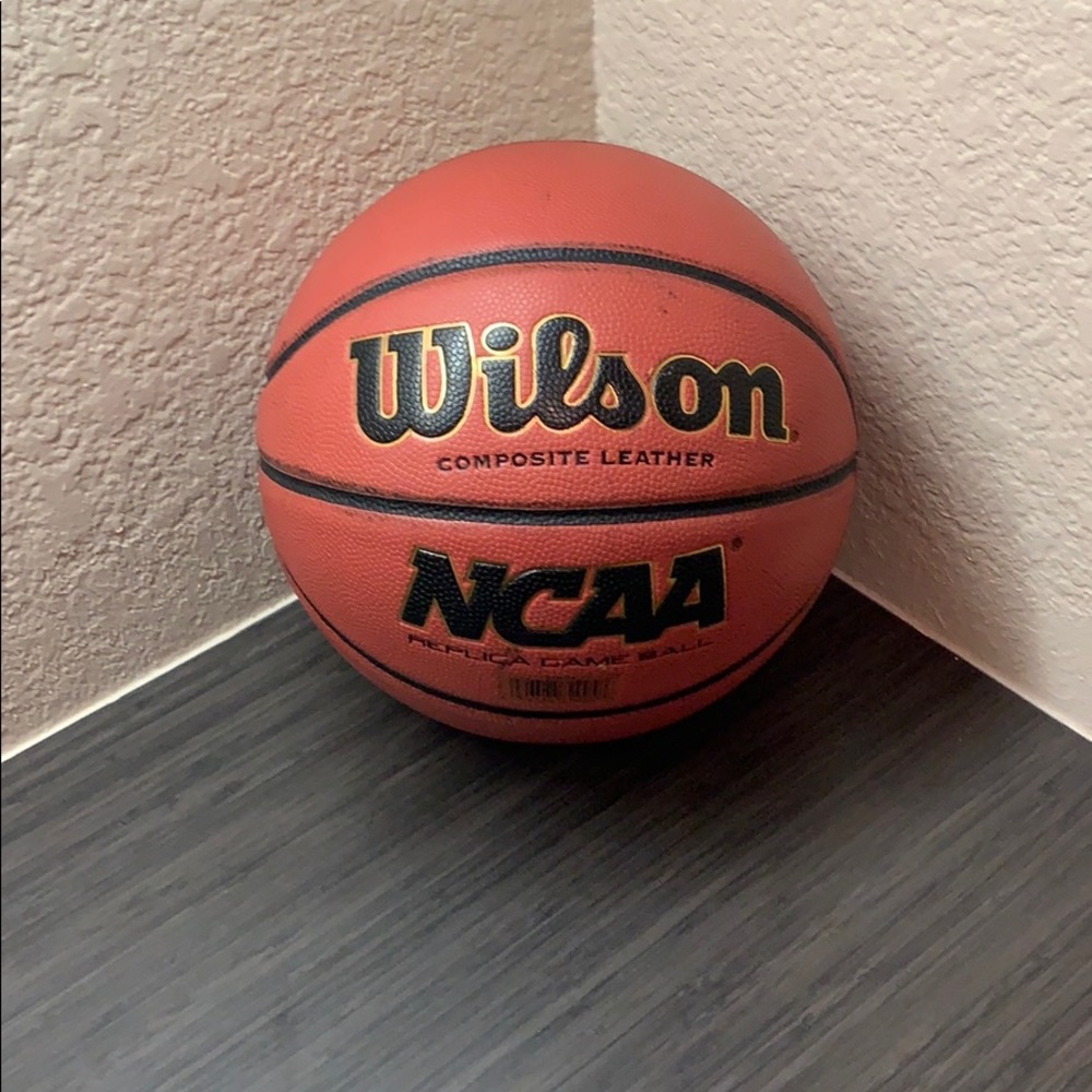Wilson NCAA Composite Leather